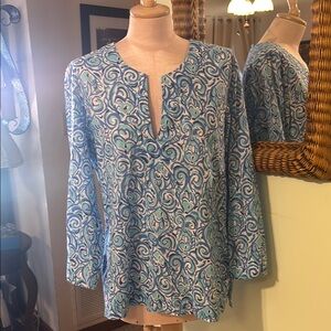 Lilly Pulitzer Blue and White Patterned top